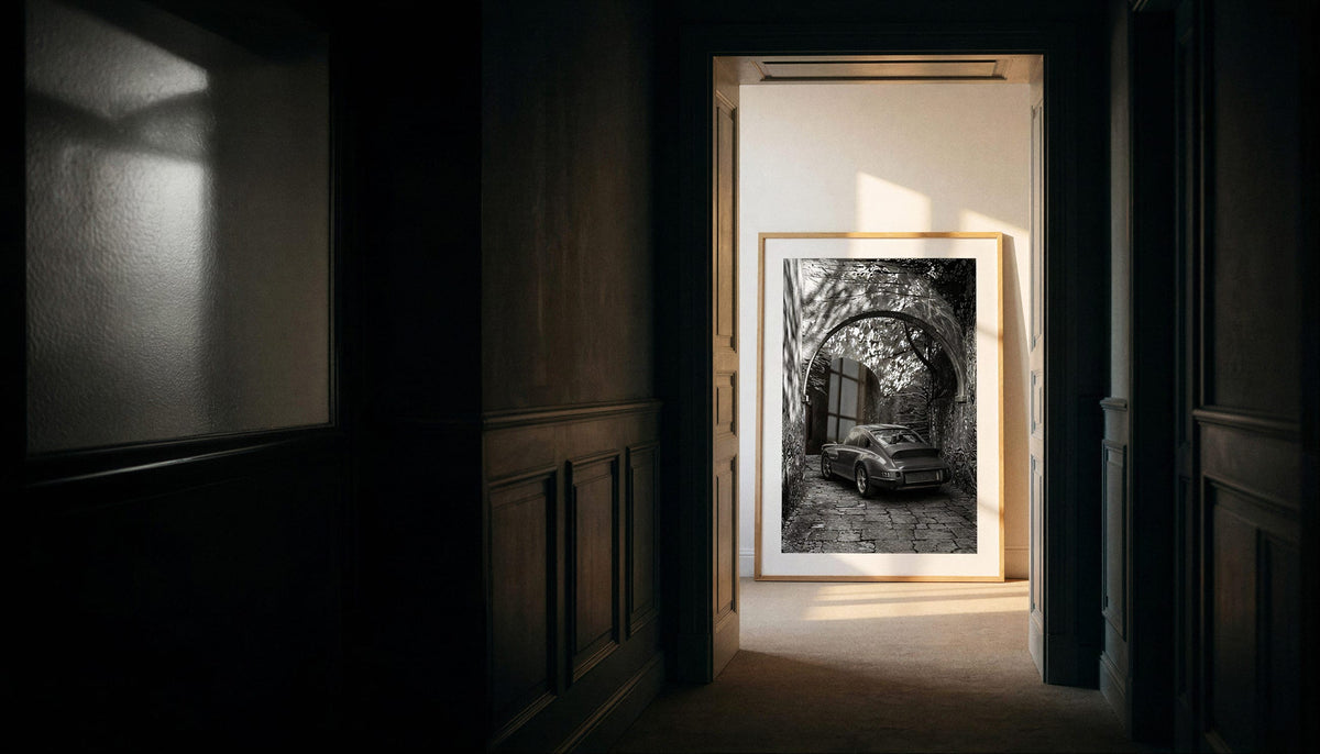 stone arch 911, natural oak, at the end of the hall